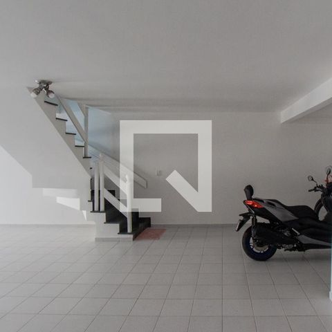 Casa à venda com 200m², 3 quartos e 6 vagasGaragem