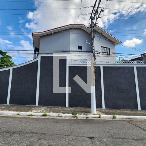 Casa à venda com 200m², 3 quartos e 6 vagasFachada
