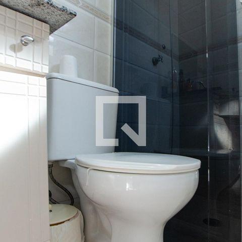 Casa à venda com 200m², 3 quartos e 6 vagasBanheiro da Suíte 2