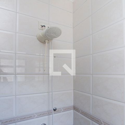 Casa à venda com 200m², 3 quartos e 6 vagasBanheiro da Suíte 2