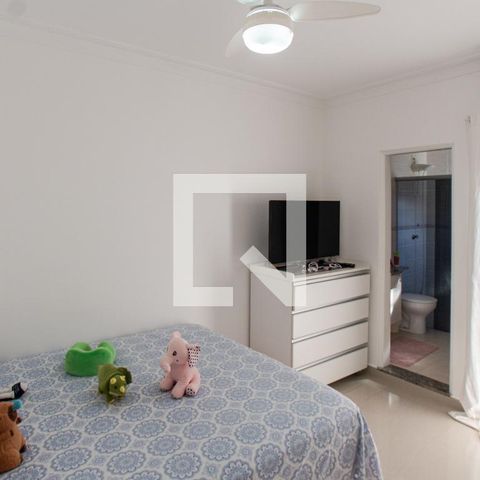 Casa à venda com 200m², 3 quartos e 6 vagasSuíte 2  