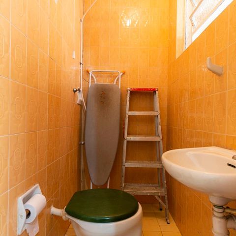 Casa à venda com 165m², 3 quartos e 2 vagasBanheiro de Serviço
