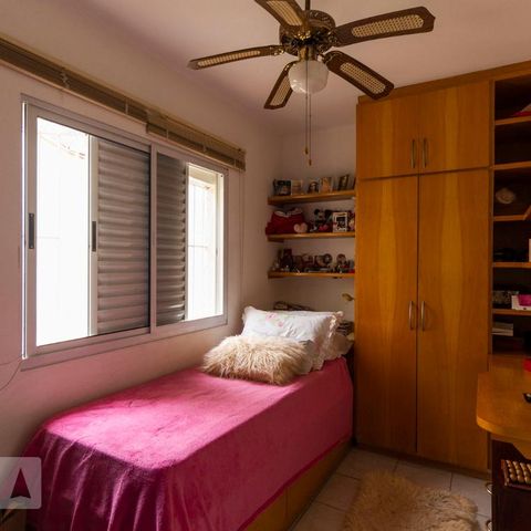 Casa à venda com 165m², 3 quartos e 2 vagasQuarto 1