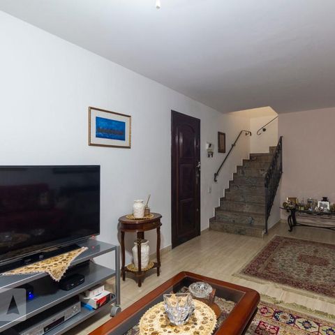 Casa à venda com 165m², 3 quartos e 2 vagasSala de Estar