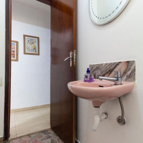 Casa à venda com 165m², 3 quartos e 2 vagasLavabo