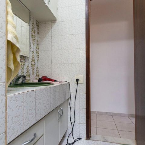 Casa à venda com 165m², 3 quartos e 2 vagasBanheiro Social