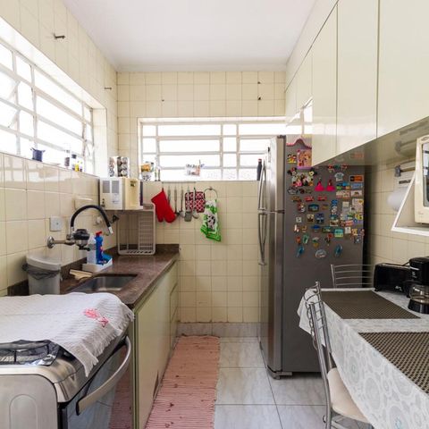 Casa à venda com 165m², 3 quartos e 2 vagasCozinha