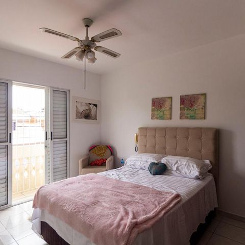 Casa à venda com 165m², 3 quartos e 2 vagasQuarto 3 - Suíte