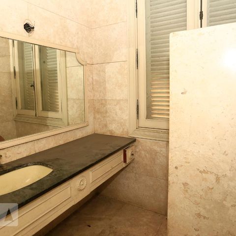 Casa à venda com 900m², 4 quartos e 4 vagasLavabo 2