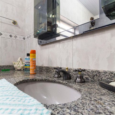 Apartamento à venda com 80m², 2 quartos e 1 vagaBanheiro Social 1