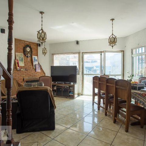 Casa à venda com 400m², 6 quartos e 2 vagasSala