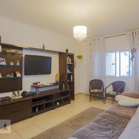 Casa à venda com 192m², 3 quartos e 4 vagasSala