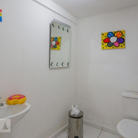 Casa à venda com 192m², 3 quartos e 4 vagasBanheiro