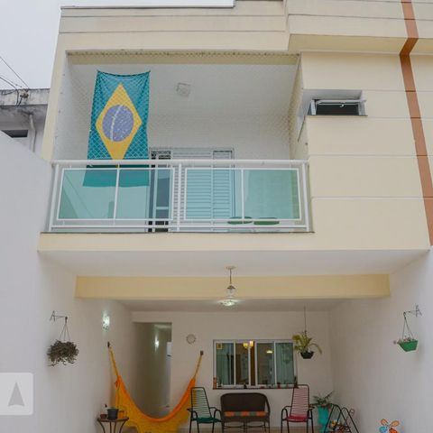 Casa à venda com 192m², 3 quartos e 4 vagasGaragem