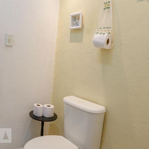 Casa à venda com 192m², 3 quartos e 4 vagasBanheiro