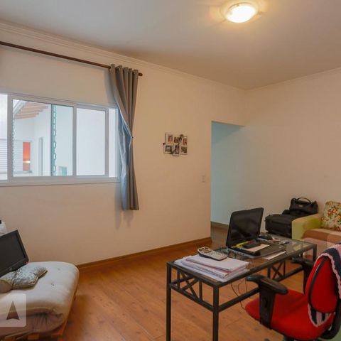 Casa à venda com 192m², 3 quartos e 4 vagasEscritório