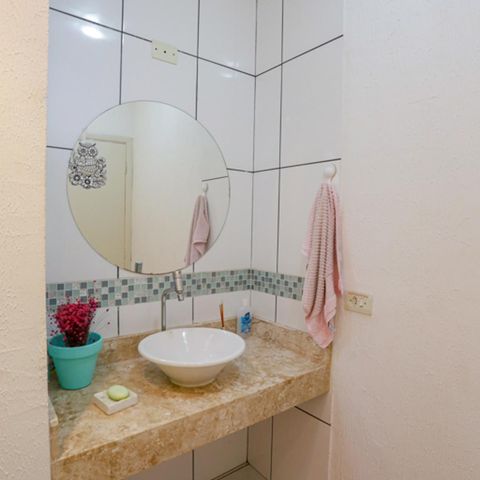 Casa à venda com 192m², 3 quartos e 4 vagasBanheiro