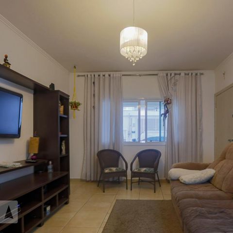 Casa à venda com 192m², 3 quartos e 4 vagasSala