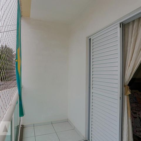 Casa à venda com 192m², 3 quartos e 4 vagasVaranda Suíte