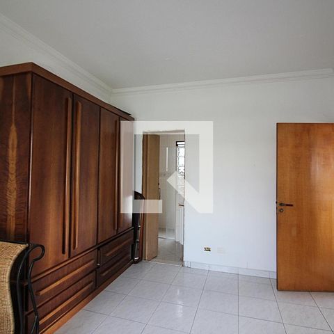 Casa para alugar com 330m², 8 quartos e 5 vagasSuíte