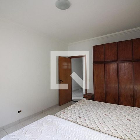 Casa para alugar com 330m², 8 quartos e 5 vagasQuarto 1