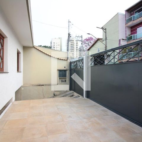Casa para alugar com 330m², 8 quartos e 5 vagasGaragem