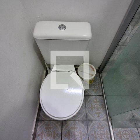 Casa para alugar com 330m², 8 quartos e 5 vagasBanheiro Social casa 2