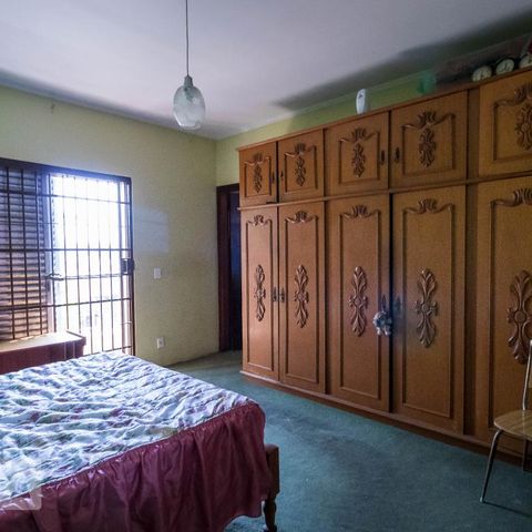 Casa à venda com 184m², 3 quartos e 4 vagasQuarto Suíte