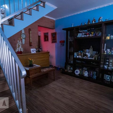 Casa à venda com 184m², 3 quartos e 4 vagasSala