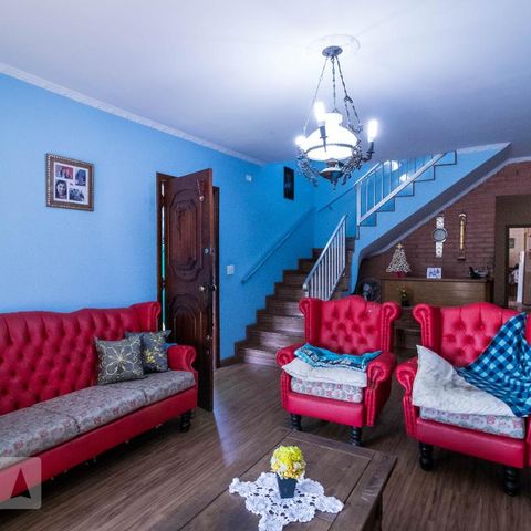 Casa à venda com 184m², 3 quartos e 4 vagasSala