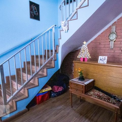 Casa à venda com 184m², 3 quartos e 4 vagasSala