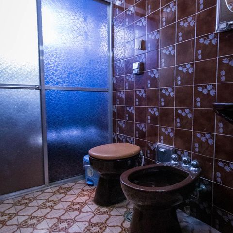 Casa à venda com 184m², 3 quartos e 4 vagasBanheiro