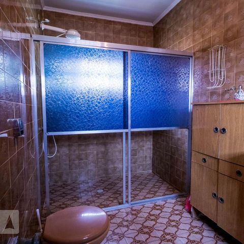 Casa à venda com 184m², 3 quartos e 4 vagasBanheiro da Suíte