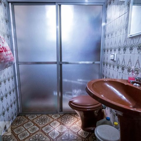 Casa à venda com 184m², 3 quartos e 4 vagasBanheiro