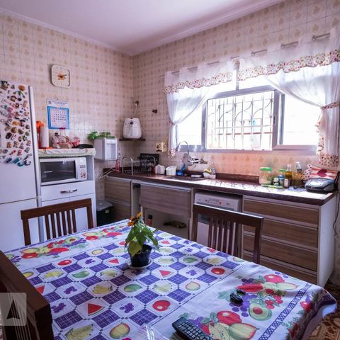 Casa à venda com 184m², 3 quartos e 4 vagasCozinha