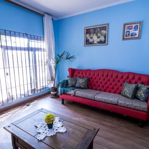 Casa à venda com 184m², 3 quartos e 4 vagasSala