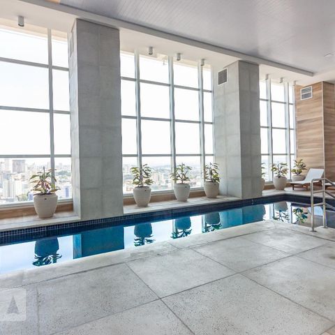 Studio à venda com 34m², 1 quarto e 1 vagaPiscina