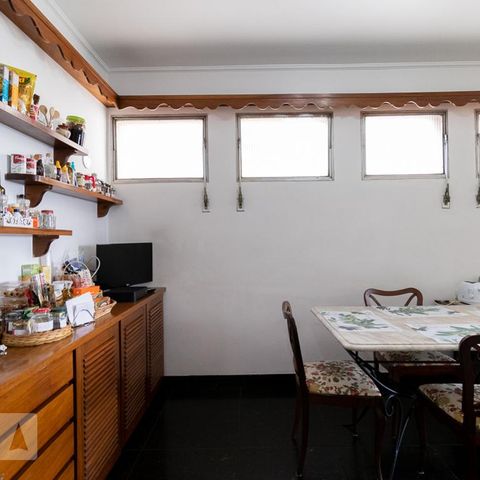 Apartamento à venda com 352m², 4 quartos e 2 vagasCopa
