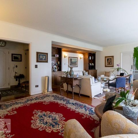 Apartamento à venda com 352m², 4 quartos e 2 vagasSala