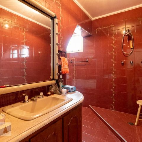 Apartamento à venda com 352m², 4 quartos e 2 vagasBanheiro da suíte máster