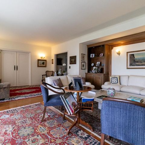 Apartamento à venda com 352m², 4 quartos e 2 vagasSala