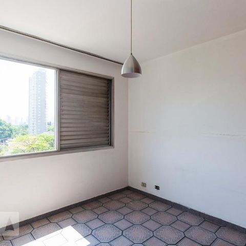 Apartamento à venda com 75m², 3 quartos e 1 vagaQuarto 2