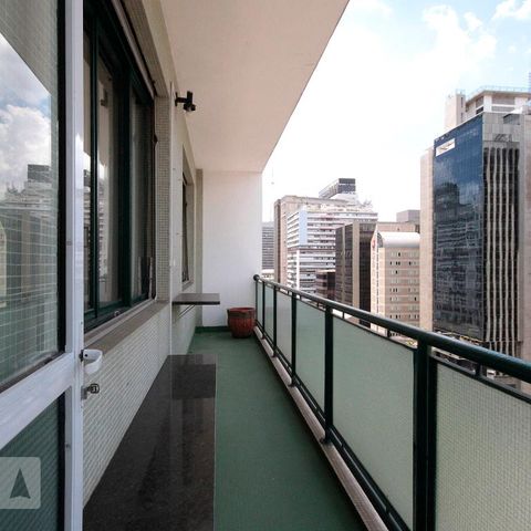 Apartamento à venda com 130m², 2 quartos e sem vagaVaranda