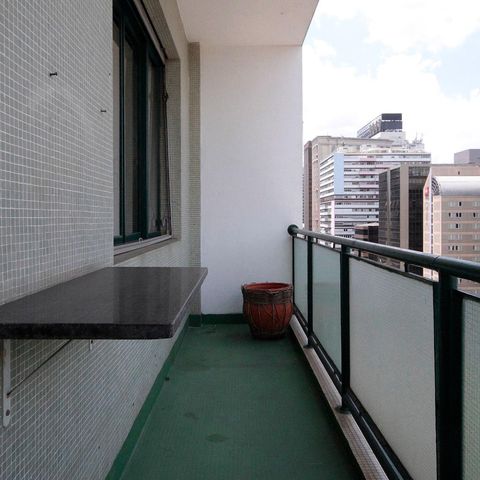 Apartamento à venda com 130m², 2 quartos e sem vagaVaranda