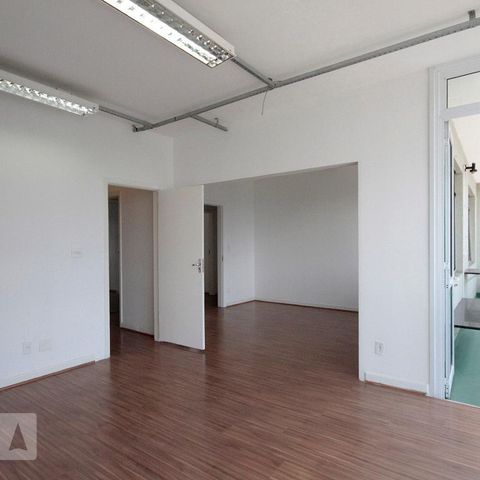 Apartamento à venda com 130m², 2 quartos e sem vagaSala