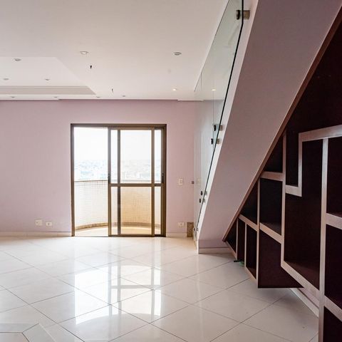 Apartamento à venda com 330m², 4 quartos e 4 vagasSala