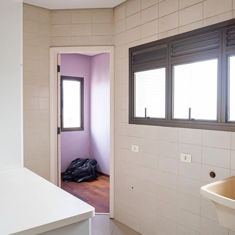 Apartamento à venda com 330m², 4 quartos e 4 vagasÁrea de Serviço
