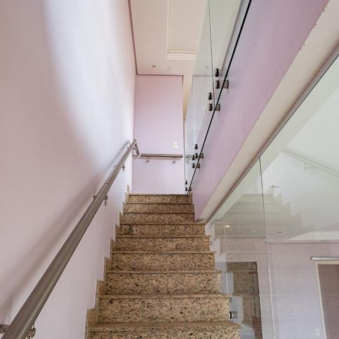 Apartamento à venda com 330m², 4 quartos e 4 vagasEscadas 