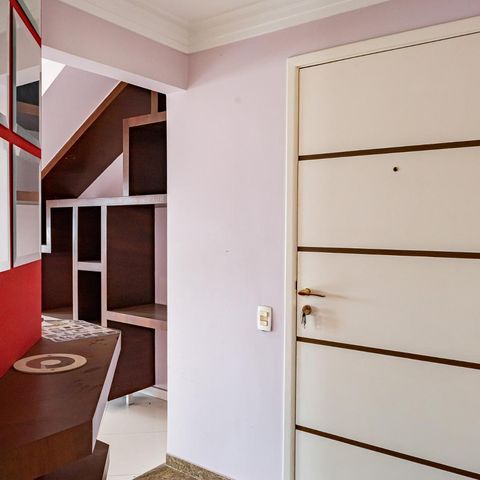 Apartamento à venda com 330m², 4 quartos e 4 vagasHall entrada 