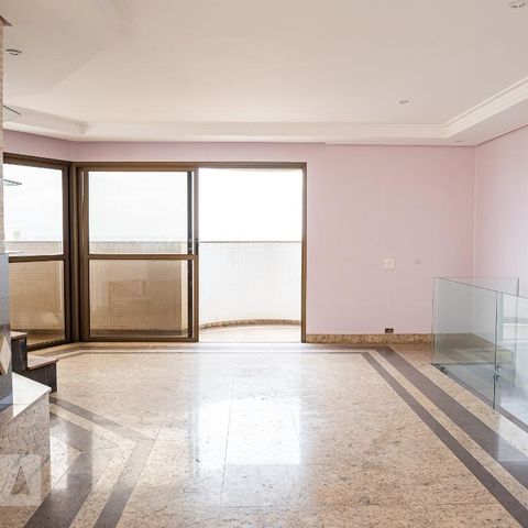 Apartamento à venda com 330m², 4 quartos e 4 vagasCobertura - Sala